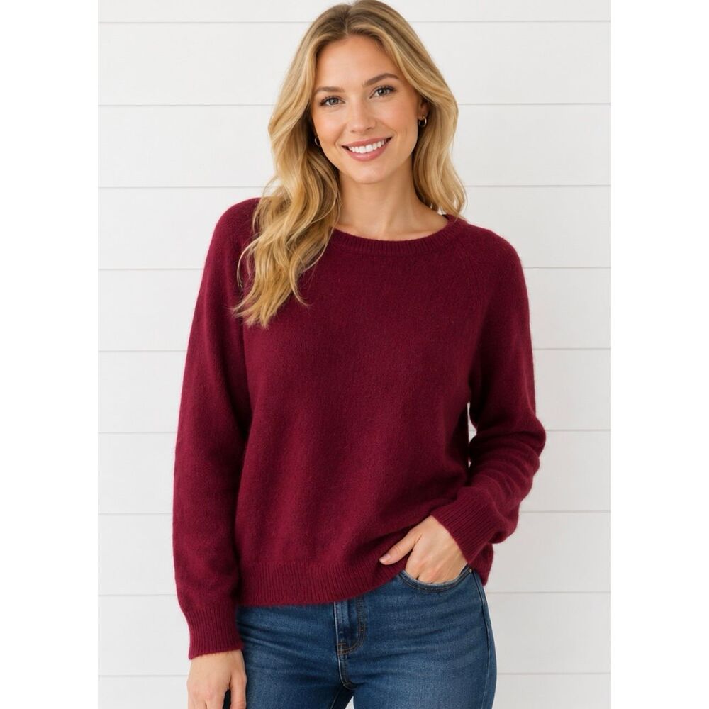 Knit brand angora blend crewneck cranberry crewneck sweater M